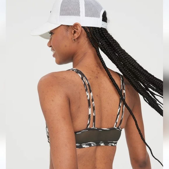 NWT Offline By Aerie Goals Plunge‎ Sports Bra - Picture 4 of 7